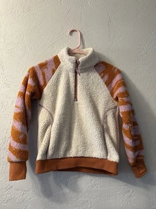Athleta Girls Long Sleeve 1/3 Zip Up Fuzzy Shirt Size S/7 - Picture 1 of 4