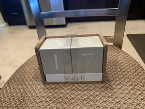 Holzblock Ewiger Kalender Wiederverwendbar Holz Schreibtisch Büro Schreibtisch - Bild 1 von 2