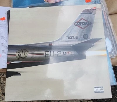 Kamikaze Eminem Vinyl LP Record Exclusive  Olive Green Color Vinyl DR. DRE NEW - Image 1 of 2
