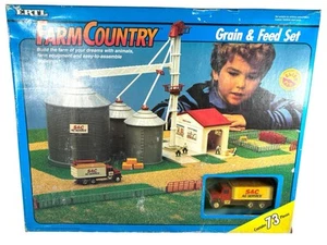 NIB Ertl Farm Country 73 Piece Set - Grain & Feed ALL PIECES SEALED & NEW * - Picture 1 of 6