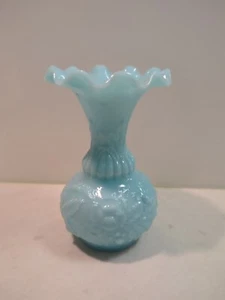 Vase en opaline bleue motif roses déco vintage ancien maison fleurs collection  - Bild 1 von 8