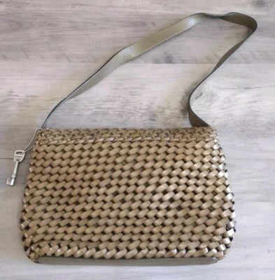 Bolso de hombro de cuero tejido verde oliva/tostado claro Fossil leer descripción Foto 1 de 4