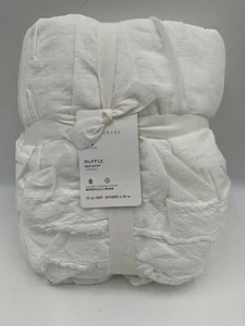 Pottery Barn Ruffle Bed Skirt White King Cal King 18" Drop #8725C - Picture 1 of 6