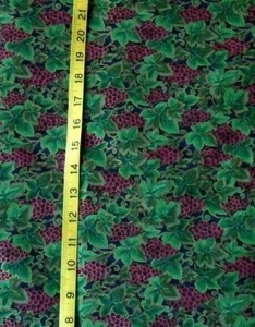 FABRIC - HOFFMAN INTERNATIONAL "GRAPES,LEAVES, VINES" 100% COTTON - 2 YDS - NEW! - Picture 1 of 1
