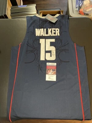 Camiseta deportiva firmada por Kemba Walker autografiada UConn Huskies certificado de autenticidad Jsa rara Hornets lo último Foto 1 de 4