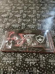 Marco de matrícula de Paul Jr Designs, Black Widow. Tamaño de placa de auto. - Imagen 1 de 4