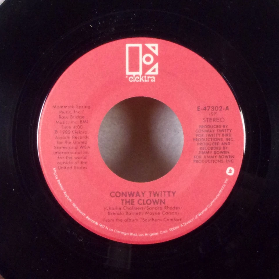 Conway Twitty The Clown / The Boy Next Door 45 7" Elektra Country M- - Image 1 of 1