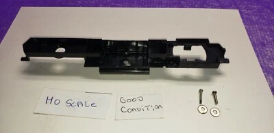 PLASTIC UNDERFRAME CHASSIS FROM Vintage Ho Scale Life-Like Sante Fe 3500 Diesel - Image 1 of 4