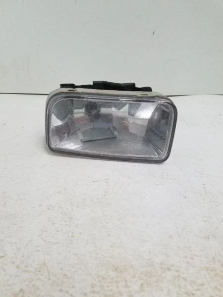 Luz de estacionamiento/esquina del conductor montada para parachoques antiniebla se adapta a 04-08 AVEO 6424 Foto 1 de 4