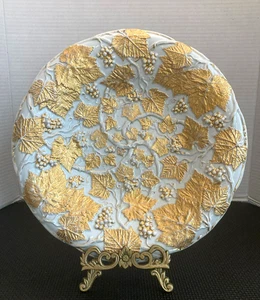 ANTIQUE  MEISSEN  HEAVY  GOLD GILT FLORAL DESIGN CABINET PLATE . GERMANY.🌸 - Picture 1 of 8