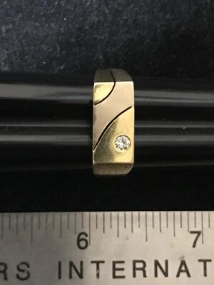 18k Gold Natural Diamond r Ring 6  Grams, Size 10 - Image 1 of 4