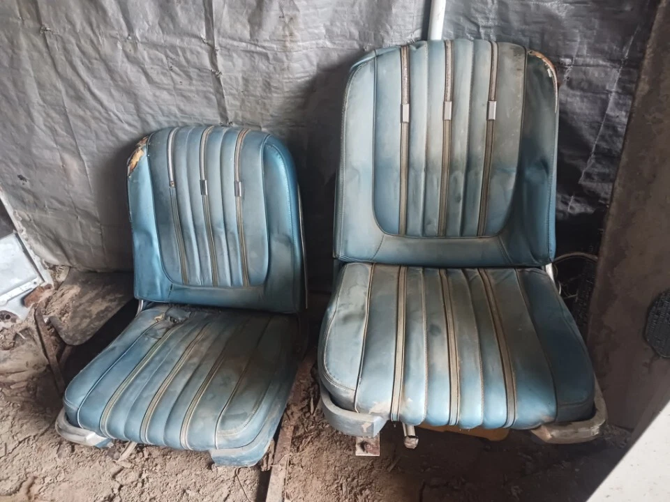 1962 1963 FORD GALAXIE 500 XL AND MERCURY BUCKET SEAT PAIR WITH TRACK - Image 1 of 2