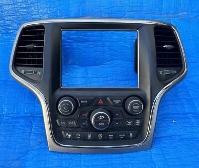 JEEP GRAND CHEROKEE  2016-2018 OEM RADIO 8.4" bezel AIR A/C CLIMATE CONTROL - Image 1 of 4