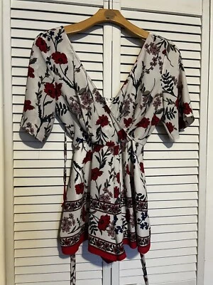 TRIXXI Mujer Talla Pequeña S Mameluco Pantalones Cortos Profundo V Entrecruzado Mono Floral Foto 1 de 4