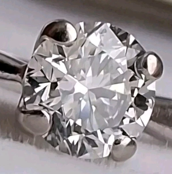 Anel de diamante solitário de noivado de ouro 18 quilates com certificação VS GIA Hallmarked tamanho K - Imagem 1 de 1