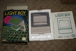 Light Boy Vic Tokai (Nintendo Game Boy Gameboy) komplett in OVP - Bild 1 von 2