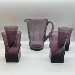 Set 5 pezzi brocca vetro pieghettato viola MCM Morgantown Seneca vintage 4 bicchieri - Foto 1 di 9