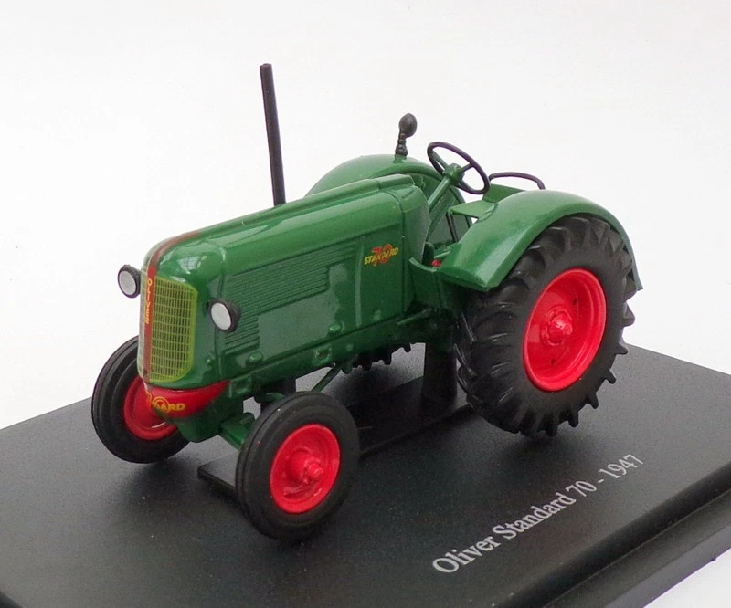Tractor modelo Hachette escala 1/43 HT067 - 1947 Oliver Standard 70 - verde Foto 1 de 3