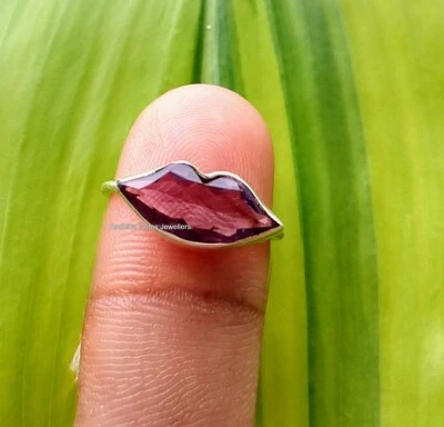 Natural Amethyst Lips Kiss Ring in 925 Sterling Silver, Gift Ring , Kiss Ring - Image 1 of 4