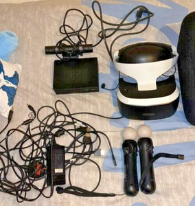 Sony PlayStation VR Headset + V2 Camera + 2 Motion Controllers - Picture 1 of 2