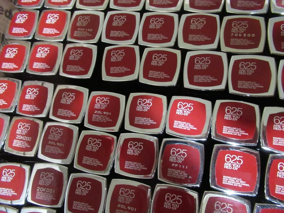 - Maybelline ColorSensational Lipstick 625 Are You Red-dy