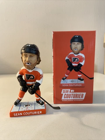 Philadelphia Flyers 3/28/2023 SGA Sean Couturier Bobblehead w/ Box Cover