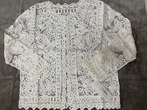 White Lace Button Up Top Size M - Pearl Buttons - Gorgeous - Free Shipping - Picture 1 of 9