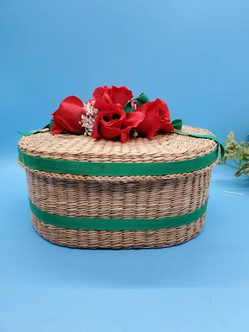 Vintage Basket With Lid Decorative Red Roses And Green Ribbon Cover