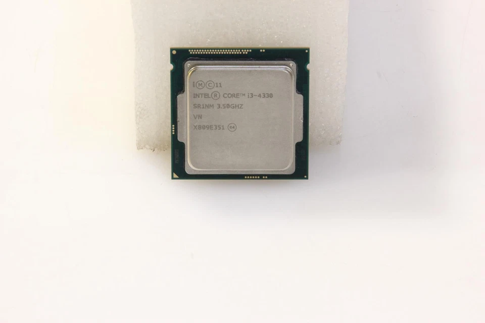 INTEL SR1NM i3-4330 3.50 GHz 4 MB SmartCache 54W Desktop CPU Processor.SKU221742 - Image 1 of 3
