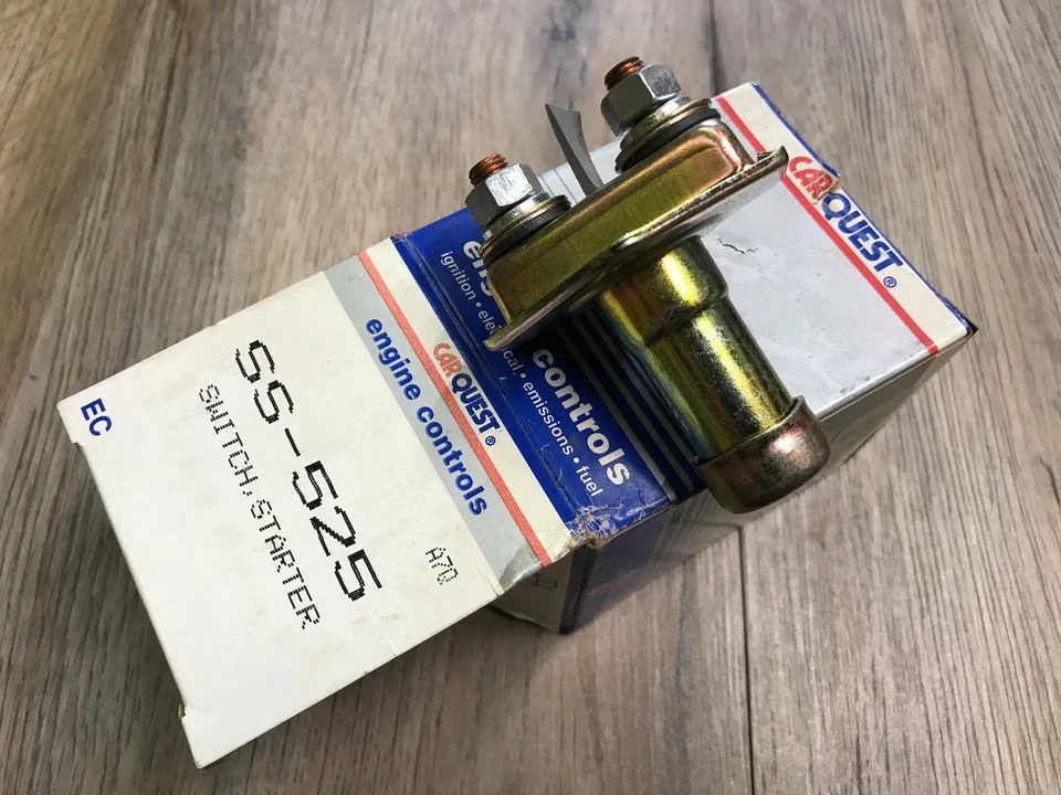 54 Kaiser Special 1954 nuevo solenoide de arranque Carquest SS-525 Foto 1 de 1
