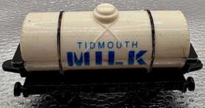 Vintage 1993 Thomas The Train Tidmouth Milk Tanker Car ERTL - Picture 1 of 6