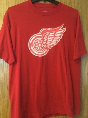 Gordie Howe #9 - Detroit Red Wings - Red Shirt - XL - Image 1 of 3