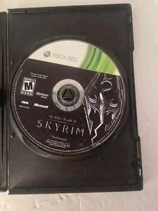 The Elder Scrolls V: Skyrim Xbox 360 Game Disc Only (Tested) - Picture 1 of 6