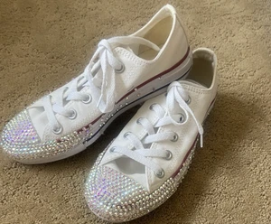 Converse White Canvas Swarovski Crystal Accented Sneakers Women SZ 5 US/ 35 EU - Picture 1 of 6