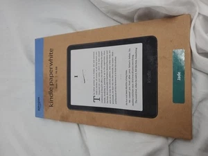 Amazon Kindle Paperwhite Jade | 16GB |12th gen 2024 BRAND NEW SEALED (ASU) - Afbeelding 1 van 5