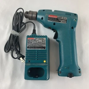 6010D Makita 3/8" Cordless Drill and Charger DC7100 (No Battery) - Picture 1 of 10
