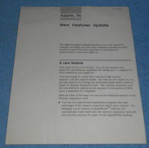 1986 Apple IIc Computer New Features Update Leaflet Brochure Flyer Paper Sheet - Picture 1 of 2
