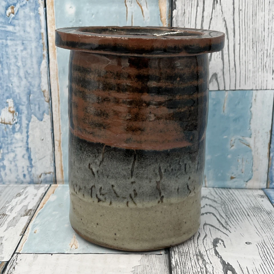 Vintage Rimmed Cylinder Vase-Leach Pottery Mark-Brown Banded Tenmoku Glaze 14 cm - Image 1 of 4