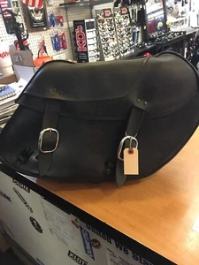 Used HD Leather Saddlebags For Dyna Models - Picture 1 of 1