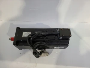 ♕♕♕  Yaskawa Servo Motor SGMGH-05K5A-SE20  0.45kW 4.4A  200V UPS ♕♕♕ - Picture 1 of 2