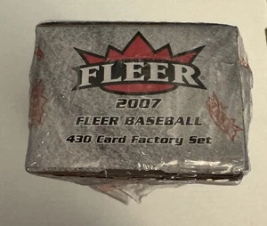 New 2007 Fleer Baseball 430 Card Factory Sealed Set 30 Exclusive Update RCs Rare - Picture 1 of 5