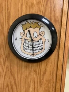 Braces Silly Face Tooth clock wall hang for dental Office - Picture 1 of 3