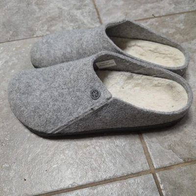 BIRKENSTOCK ZERMATT REMACHE GRIS PIEL DE OVEJA FORRADA MULAS AJUSTE REGULAR TALLA 41 EE. UU. DAMAS 10 Foto 1 de 4