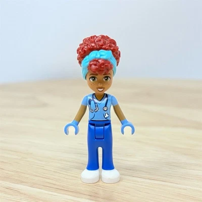 LEGO Friends Gabriela Minifigura 41727 Centro de Rescate Veterinario Médico Foto 1 de 4