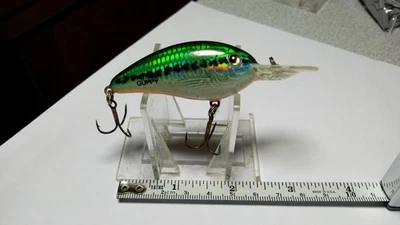 BOMBARDERO "GUPPY LIBRE DE GRASA", PATRÓN ESCASO, VERDE METÁLICO Y PLATA, VIENTRE NARANJA, EXCELENTE Foto 1 de 4