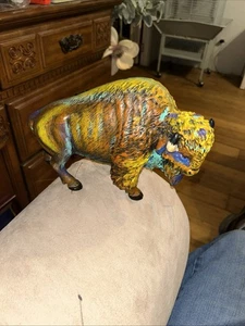 Hermosa estatuilla de búfalo bisonte varios colores arte/nativo americano - Imagen 1 de 4
