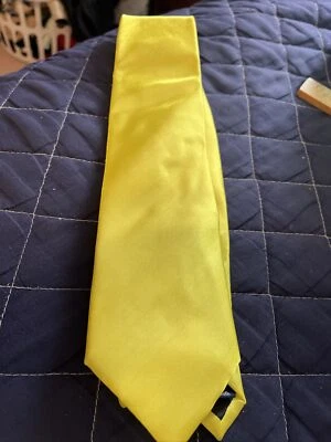 Jones New York Men’s Necktie Shimmering Yellow Designer Approximately 57 X 3.5” - Изображение 1 из 4