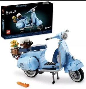 LEGO 10298 Icons: Vespa 125 - 1960s - Picture 1 of 17