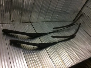 BMW 1er F21 2015 - 2018 Paar Scheibenwischerarme vorne W000027229D - Bild 1 von 3