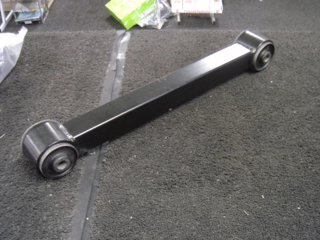 FOR JEEP GRAND CHEROKEE WH WK COMMANDER REAR UPPER CONTROL ARM BUSHES 52089629AC - Image 1 of 1